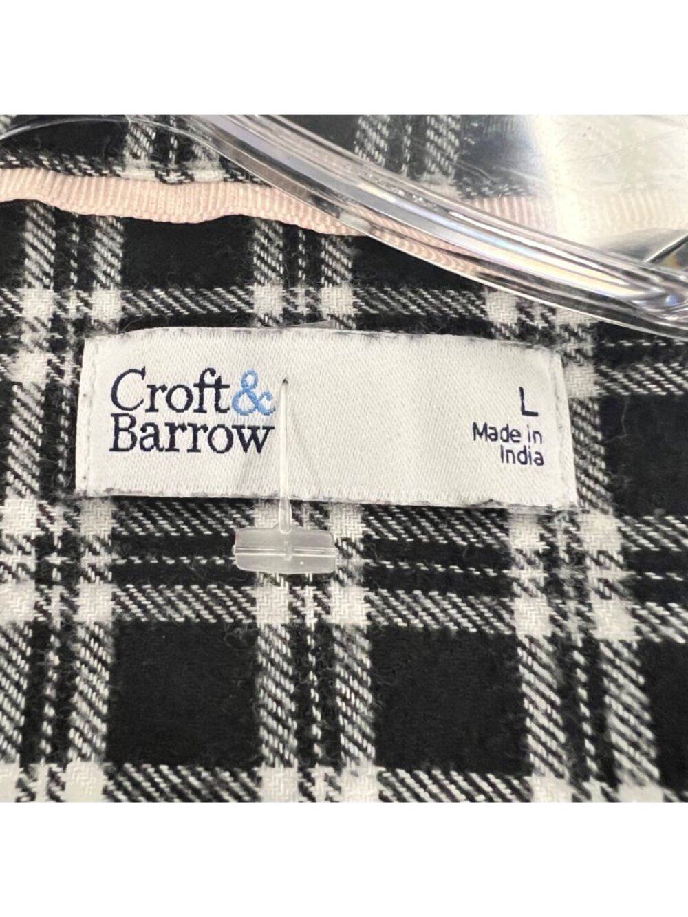 Croft & Barrow Womens Plaid Button Up Top Long Sleeve Black/White Size Large - Picture 8 of 9